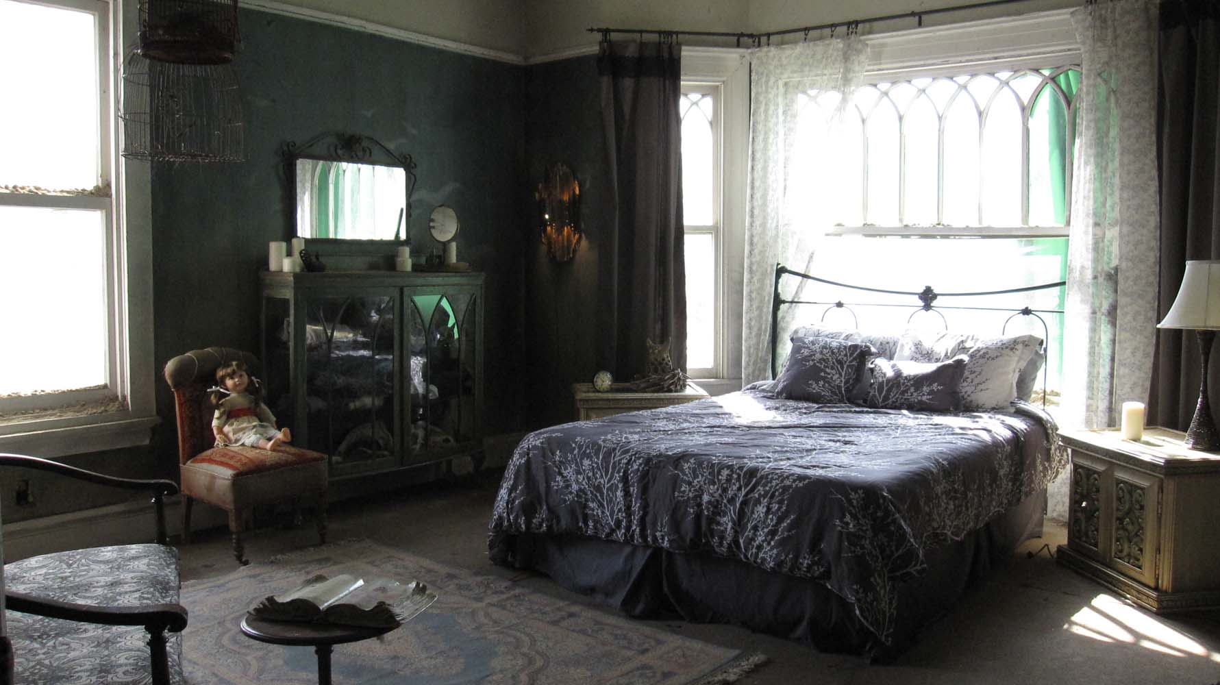 MARSDEN'S ROOM ...location dress